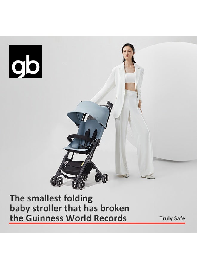 جي بي عربة أطفال gb Pockit+ متعددة الاستخدامات، فائقة الصغر وخفيفة الوزن، مناسبة للسفر للأطفال الرضع والصغار، متوافقة مع معايير أمتعة الطيران المحمولة، لون أزرق فاتح - Image 2